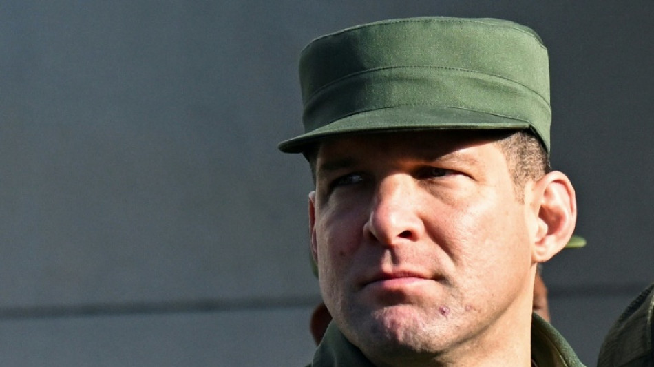 A Cuba, une nouvelle g&eacute;n&eacute;ration de Castro: des politiques et un influenceur