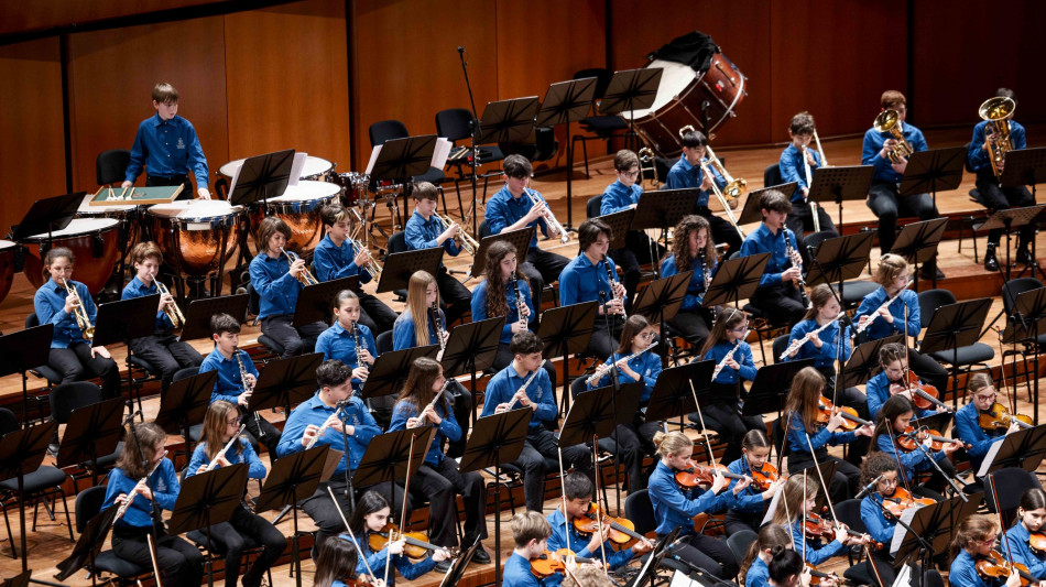 Santa Cecilia, la Juniorchestra suona per i piccoli malati