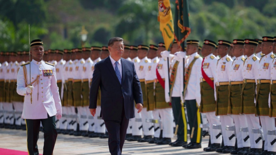 Le président chinois Xi poursuit son offensive de charme par la Malaisie