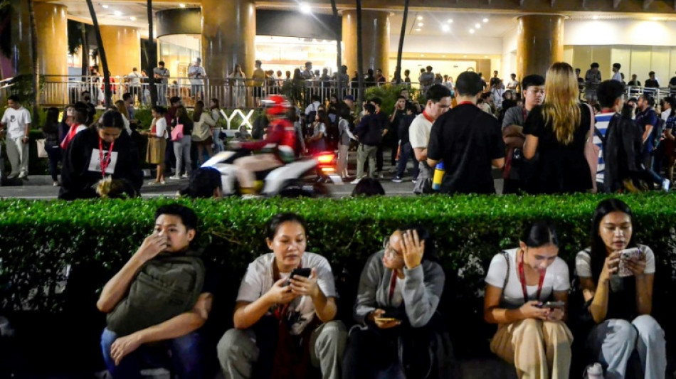 Mindestens fünf Tote bei Erdbeben auf den Philippinen