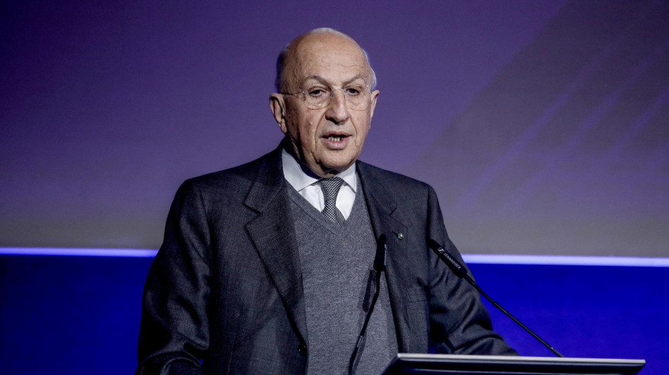 Cassa di Ravenna, Patuelli rieletto presidente per acclamazione