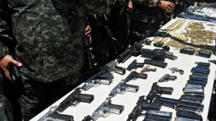 Honduras busca pacificar pris&otilde;es e confisca armas de detentos 