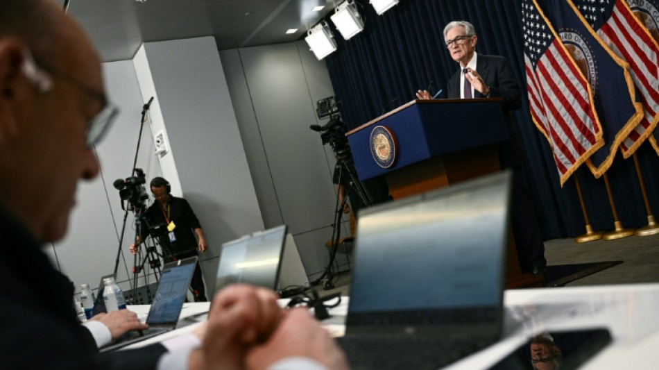 Trump llama "tonto" al presidente de la Fed tras su decisión de mantener las tasas