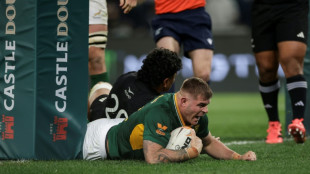 South Africa dominate New Zealand in second half to lead series