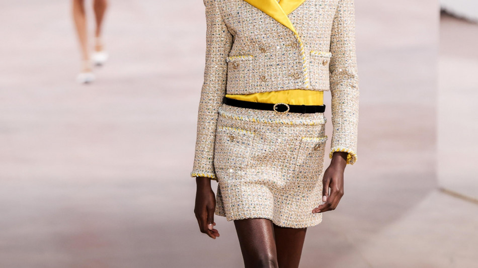 Moda: Blazy debutta per Chanel alla settimana della moda