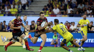 Captain Jelonch leads champions Toulouse to winning Top 14 start