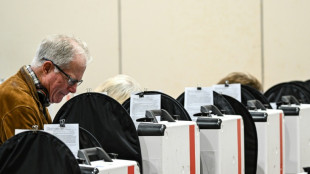 Guerra de Trump contra Ir&atilde; abala indecisos &agrave;s v&eacute;speras das elei&ccedil;&otilde;es de meio de mandato nos EUA