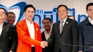 Wahlsieger in Thailand plant Koalition mit Partei von Ex-Regierungschef Thaksin