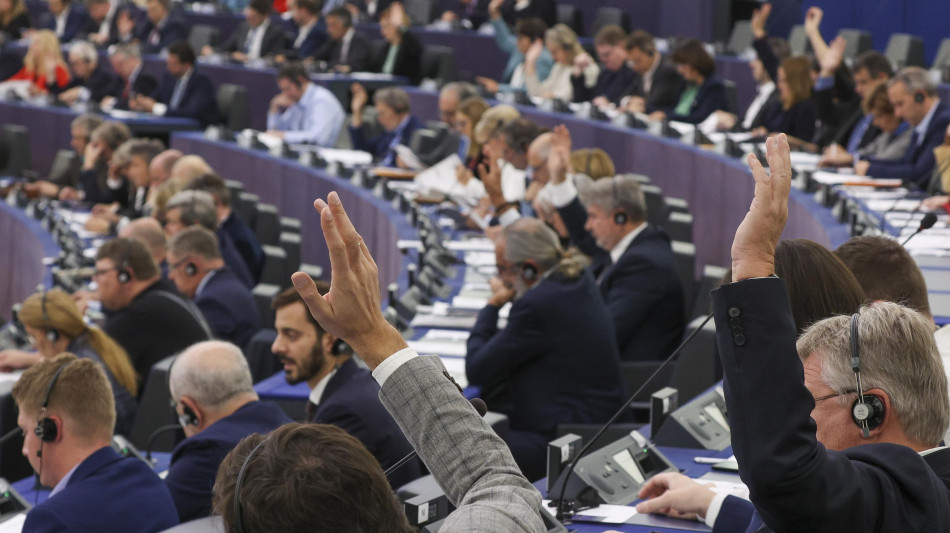 Intesa tra Ppe, socialisti e liberali su auto e Industrial Accelerator Act