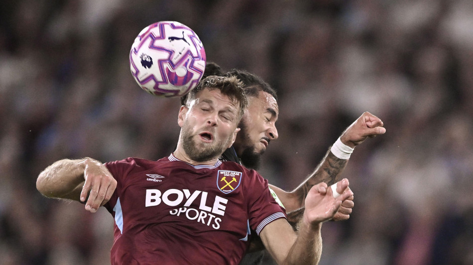 Calcio: Milan, ufficiale l'acquisto di F&uuml;llkrug dal West Ham