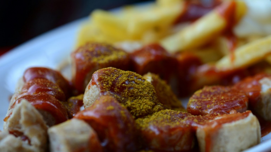 16-J&auml;hriger zahlt Currywurst mit Spielgeld - Urteil in D&uuml;sseldorf 