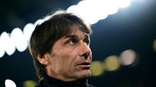 Troubled Napoli staring at Champions League elimination against Chelsea