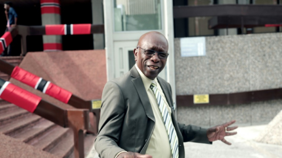 Ex-dirigente da Fifa Jack Warner &eacute; condenado a pagar R$ 1 milh&atilde;o em Trinidad e Tobago