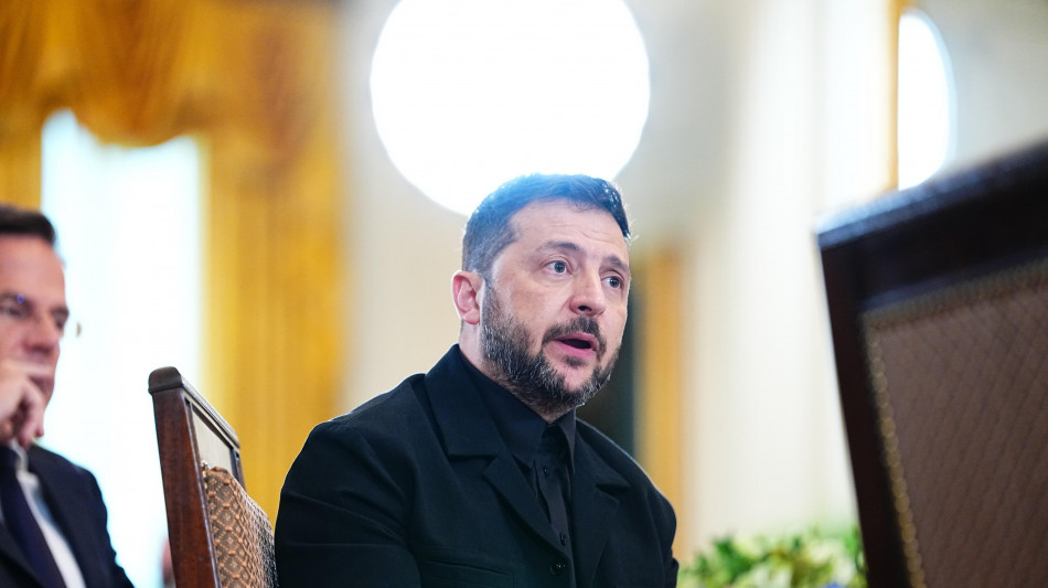 Zelensky &egrave; atterrato a Washington