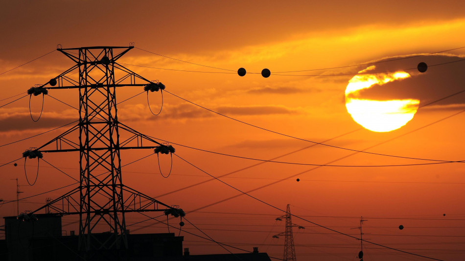 Terna, il caldo spinge i consumi elettrici di agosto a +16,5% sul 2025