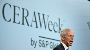 Governo Trump pede calma ante alta do petr&oacute;leo, mas empres&aacute;rios s&atilde;o c&eacute;ticos