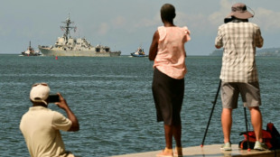 Destróier dos EUA deixa Trinidad e Tobago após quatro dias em frente à costa da Venezuela