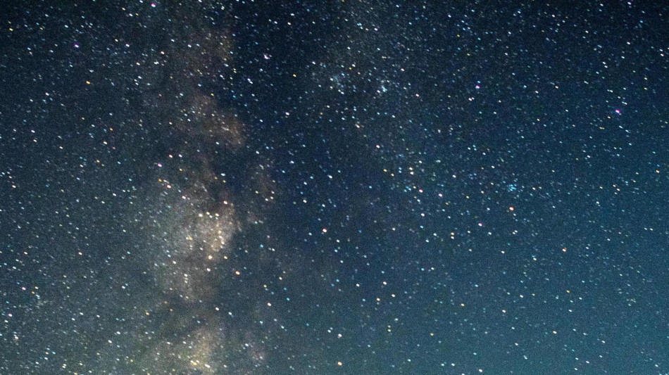 Osservato enorme filamento cosmico rotante, contiene 14 galassie