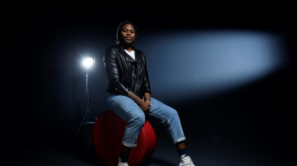 'Baby Shaq' Yacoubou, sus bebés y el balón naranja