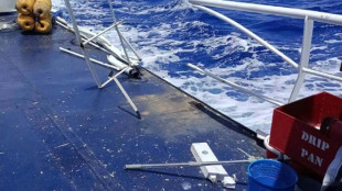 Filipinas afirma que un buque chino embisti&oacute; uno de sus barcos en aguas disputadas