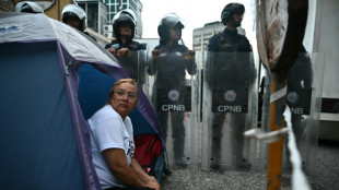 Venezuela liberta ao menos 80 presos pol&iacute;ticos