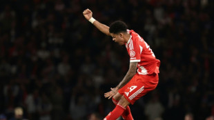 Guardiola bromea con el PSG-Bayern, "un partido asqueroso"