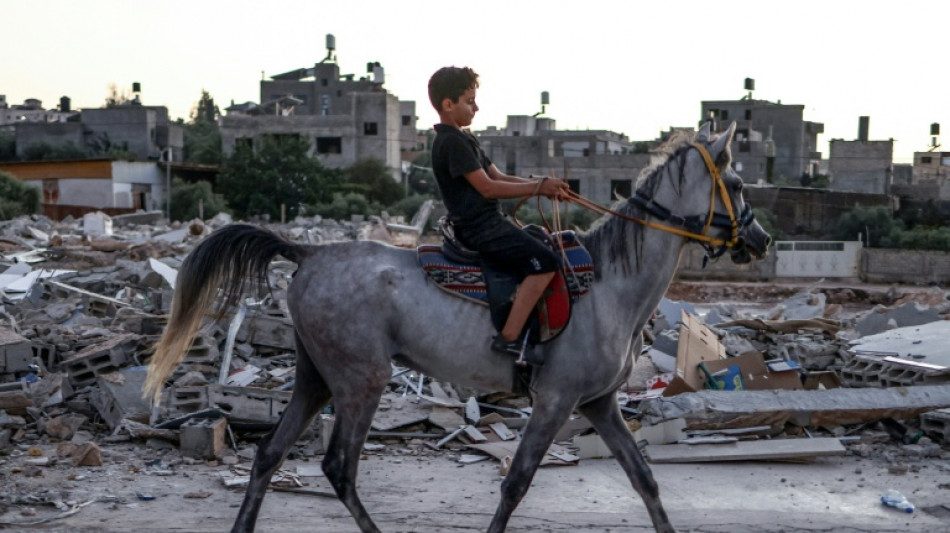 Palestinos da Cisjord&acirc;nia denunciam estar "cercados" por col&ocirc;nias de israelenses