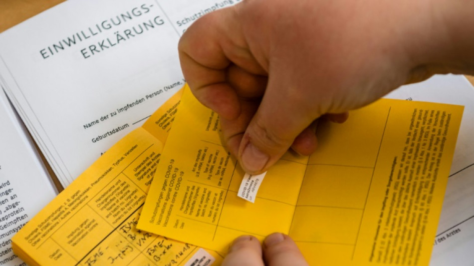 Bundespolizei registriert 2022 bislang 800 F&auml;lle gef&auml;lschter Gesundheitszeugnisse