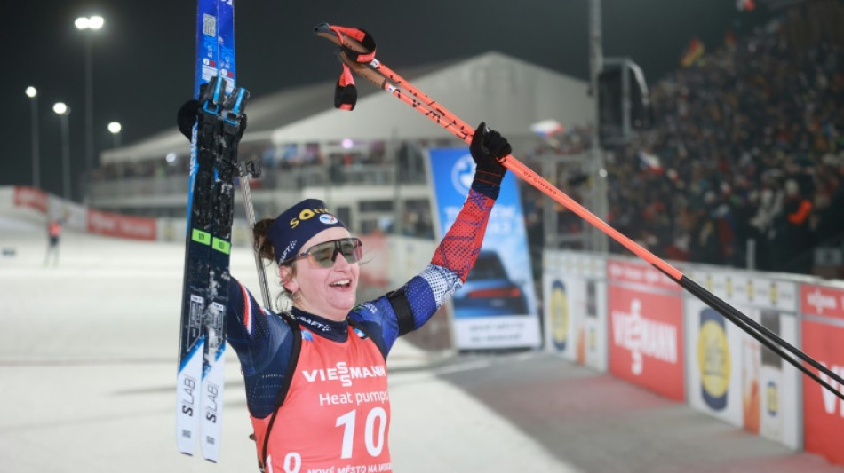 Biathlon: Julia Simon conclura le relais mixte fran&ccedil;ais aux JO-2026 dimanche
