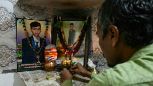 Crash d'Air India: les plaies toujours à vif des familles des victimes