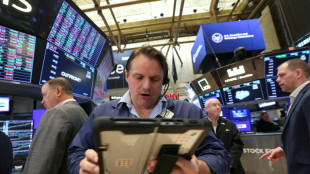 Wall Street en baisse, crisp&eacute;e par les incertitudes sur les n&eacute;gociations entre Iraniens et Am&eacute;ricains