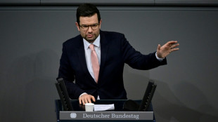 Lockerungen von Corona-Beschr&auml;nkungen ab M&auml;rz im Gespr&auml;ch