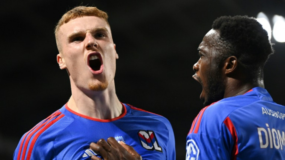 Lyon consegue 1&ordf; vit&oacute;ria no Campeonato Franc&ecirc;s, mas segue na lanterna