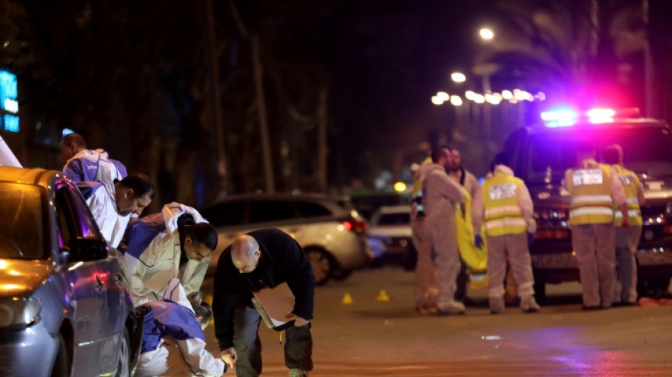 Isra&euml;l: deux policiers tu&eacute;s dans une attaque revendiqu&eacute;e par l'EI