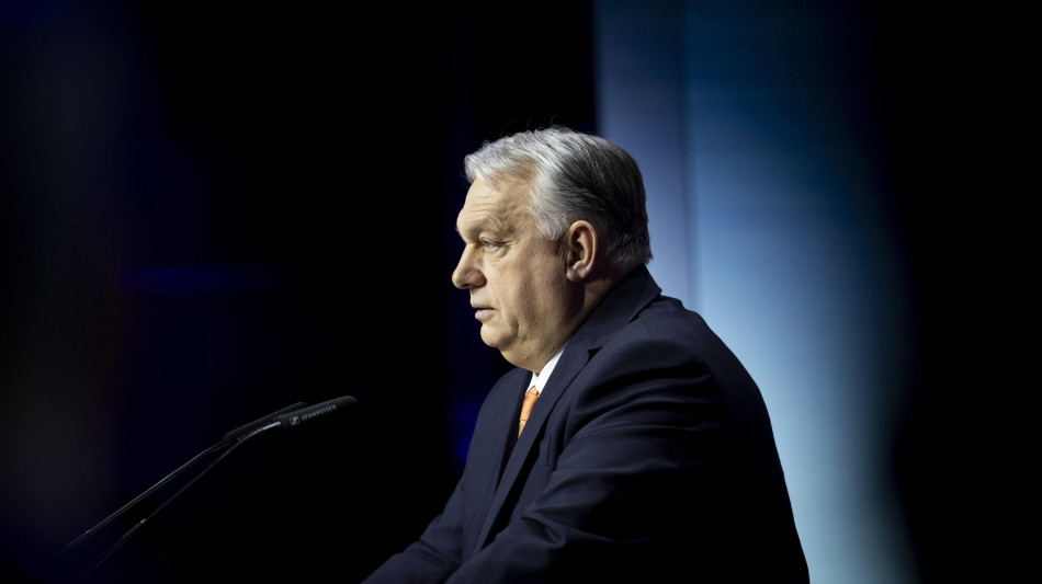 Orban, 'l'Ue non pu&ograve; superare la crisi senza il petrolio russo'