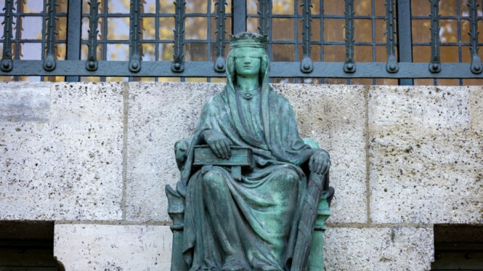 Zwei M&auml;nner nach Mord auf Brandenburger Autobahn zu lebenslanger Haft verurteilt