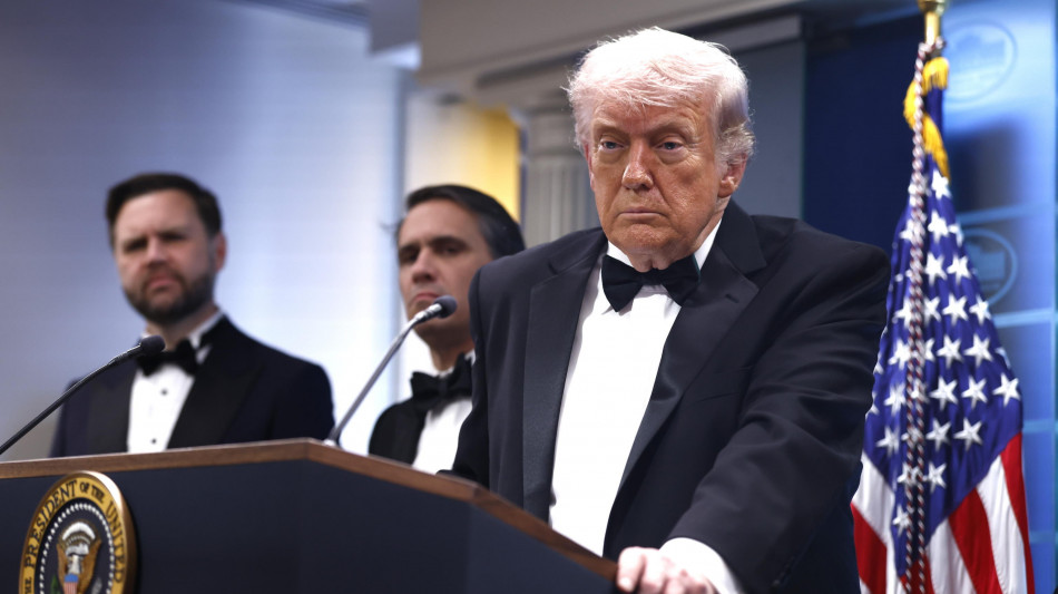 Trump agli americani, risolviamo le differenze pacificamente