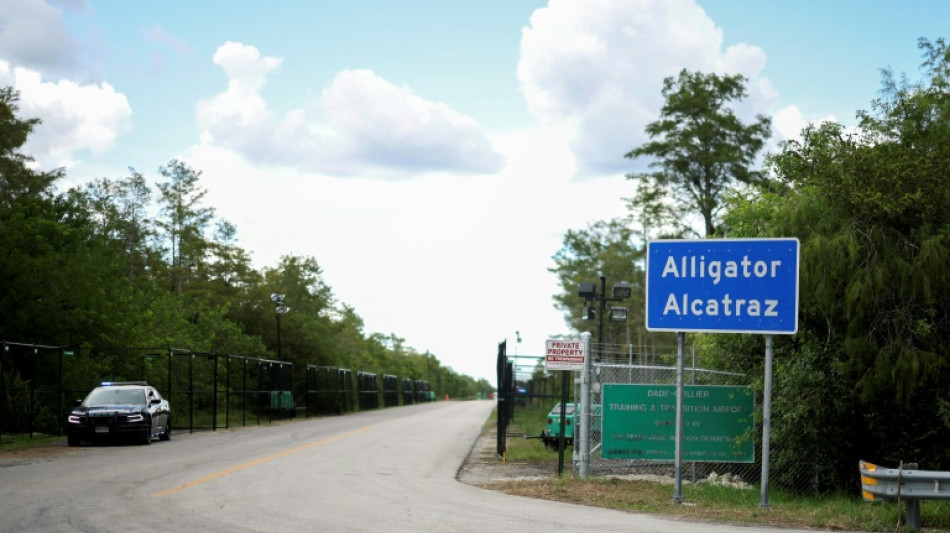 'Alcatraz dos Jacarés', presos na Flórida denunciam abusos em um limbo legal