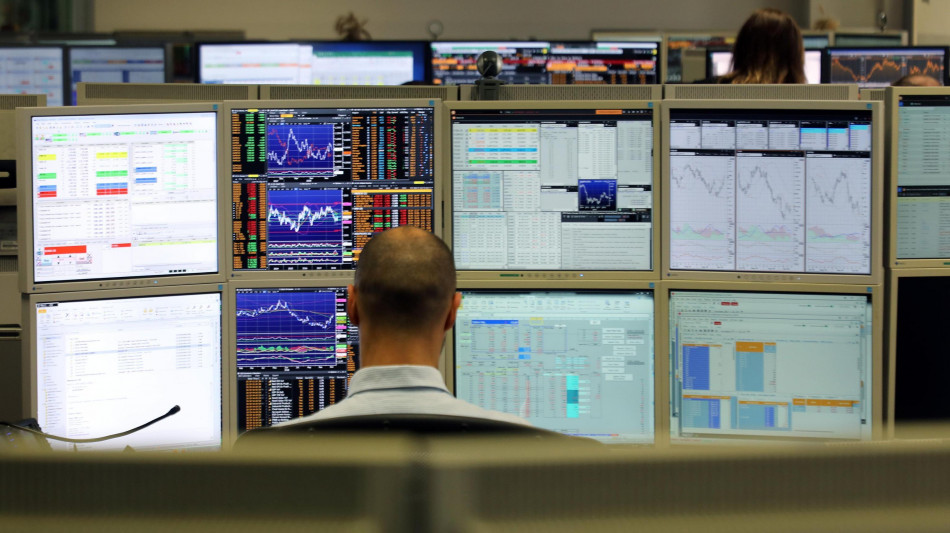 Lo spread tra Btp e Bund si allarga a 77 punti nel finale di seduta