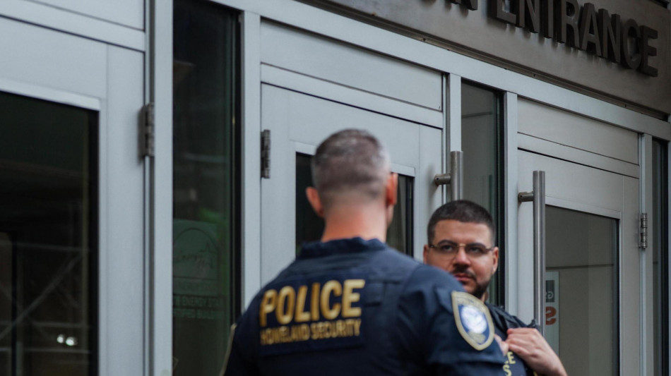 Sparatoria in un centro migranti a Dallas, tre feriti