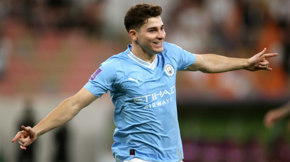 Manchester City &eacute; o quarto time ingl&ecirc;s a vencer o Mundial de Clubes