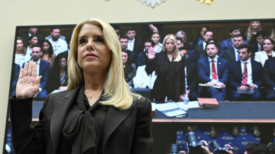 Democratas acusam procuradora-geral dos EUA de 'encobrir' arquivos Epstein