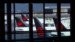 Deadline looms to avert Air Canada strike