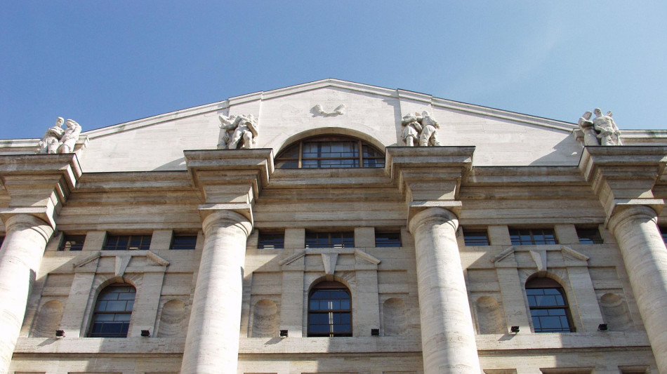 Borsa: Milano apre poco variata, Ftse Mib +0,04%