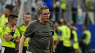 'Messi est&aacute; em outro n&iacute;vel', admite t&eacute;cnico da &Aacute;ustria