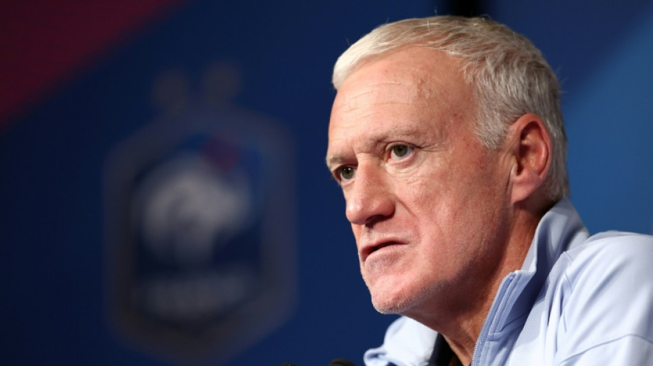 Deschamps: é preciso se adaptar à nova geração para não se tornar um "velho tolo"