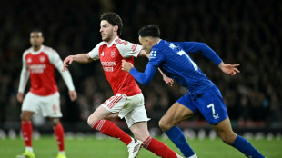 Dowman makes history as Arsenal strike late, Chelsea beaten