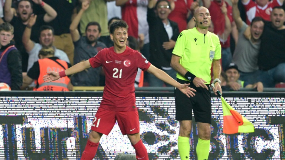 Real Madrid contrata jovem promessa turca Arda Güler até 2029