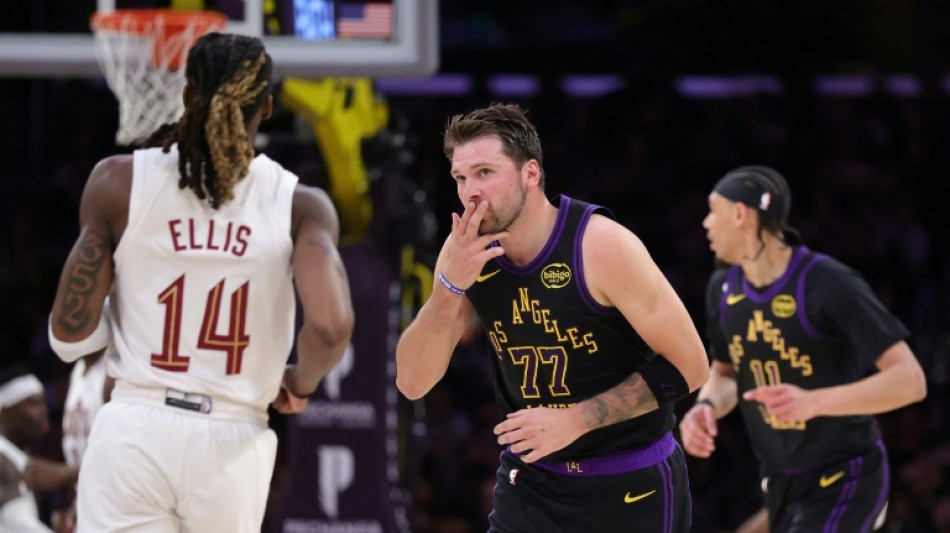 NBA: Doncic porte les Lakers, Houston engrange