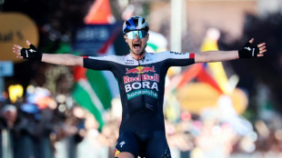 Denz breaks away to win for Roglic as Del Toro protects Giro lead